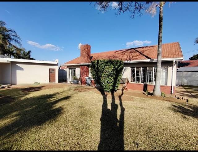 3 BEDROOM HOUSE FOR SALE IN MONTANA TUINE